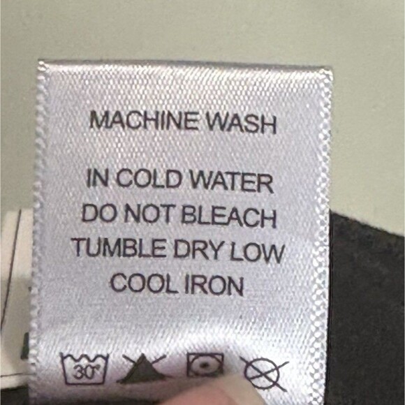 Judy Blue Tonya Frayed Hem Shorts 2XL Black Mid Rise Distressed Stretch Boho - Picture 7 of 7